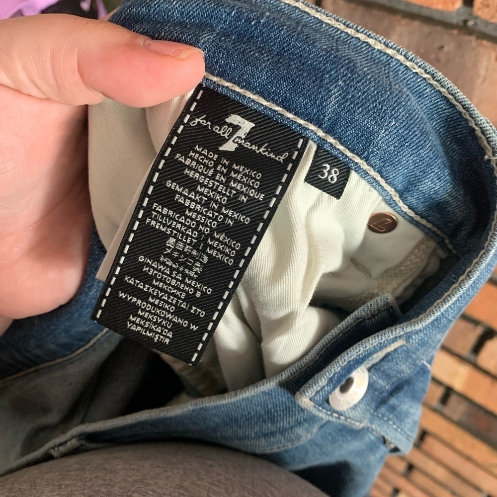 7 For All Mankind Luxe Sport Slimmy Distressed Blue Jeans - Picture 4 of 4